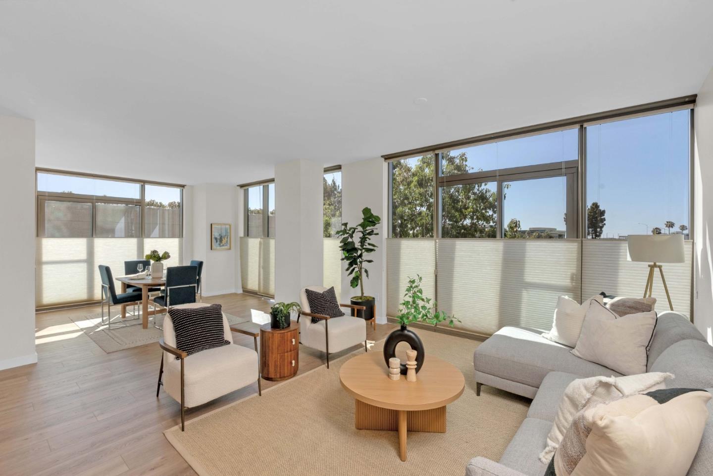 Detail Gallery Image 11 of 49 For 38 N Almaden Blvd #411,  San Jose,  CA 95110 - 2 Beds | 2 Baths