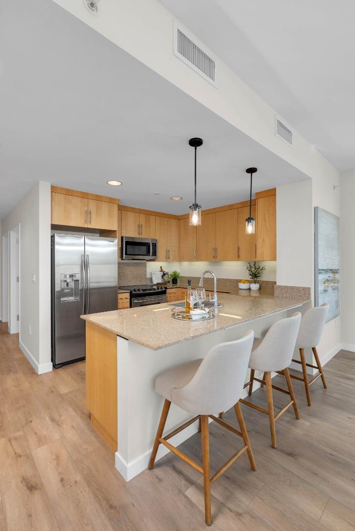 Detail Gallery Image 12 of 49 For 38 N Almaden Blvd #411,  San Jose,  CA 95110 - 2 Beds | 2 Baths
