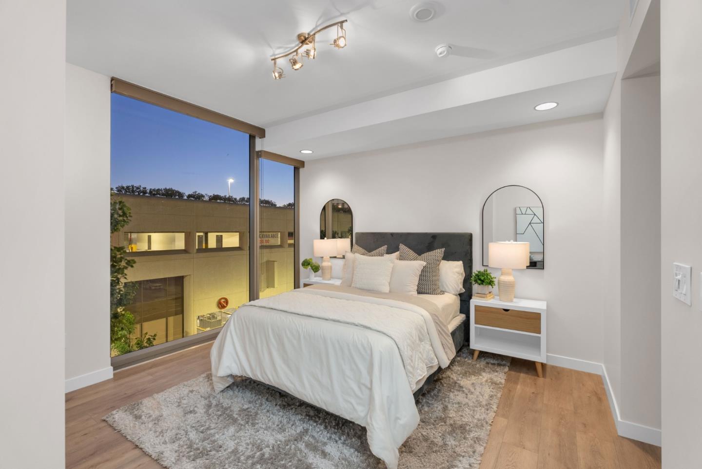 Detail Gallery Image 24 of 49 For 38 N Almaden Blvd #411,  San Jose,  CA 95110 - 2 Beds | 2 Baths