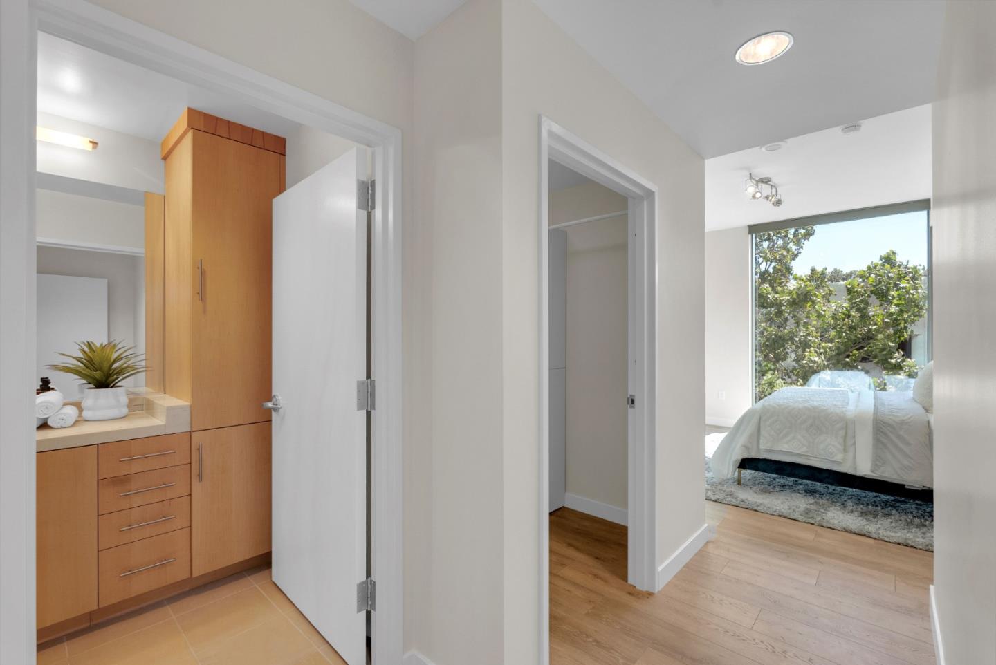Detail Gallery Image 27 of 49 For 38 N Almaden Blvd #411,  San Jose,  CA 95110 - 2 Beds | 2 Baths