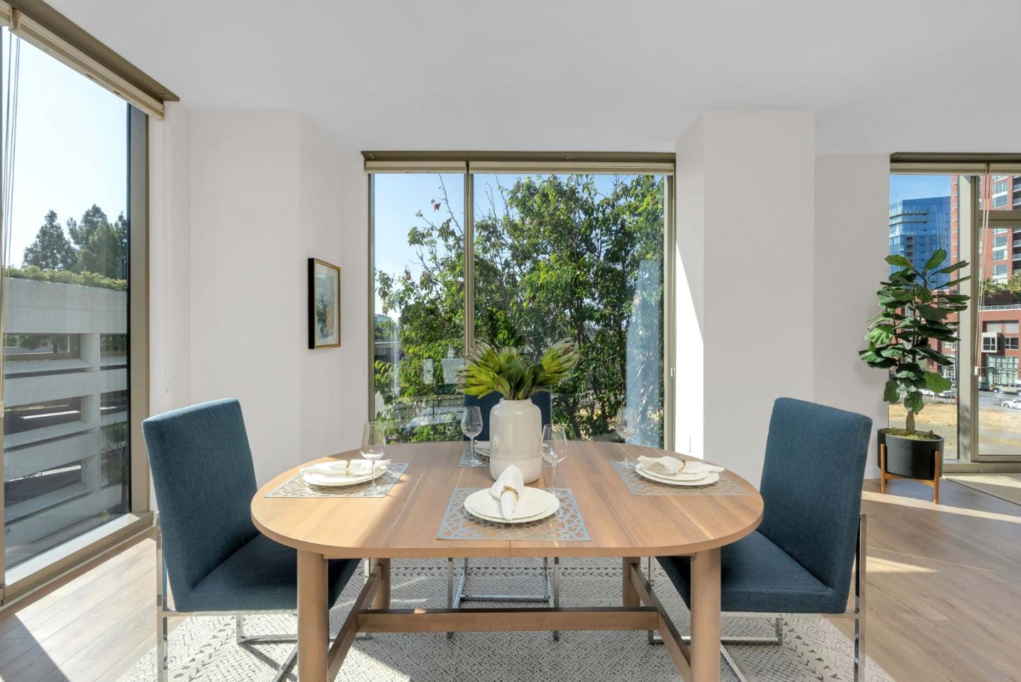 Detail Gallery Image 8 of 49 For 38 N Almaden Blvd #411,  San Jose,  CA 95110 - 2 Beds | 2 Baths