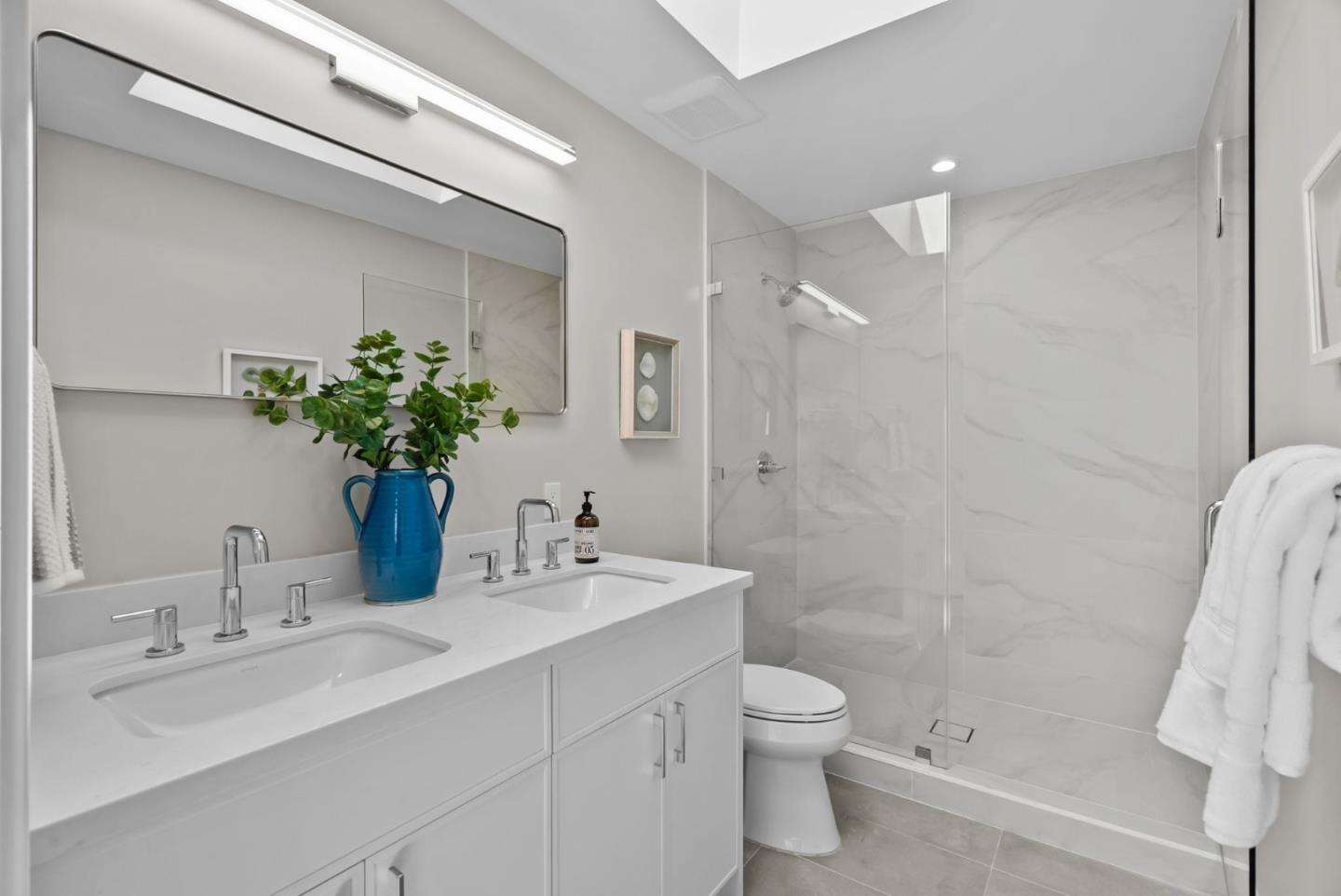 Detail Gallery Image 26 of 35 For 1700 Dale Ave, San Mateo,  CA 94401 - 4 Beds | 2 Baths