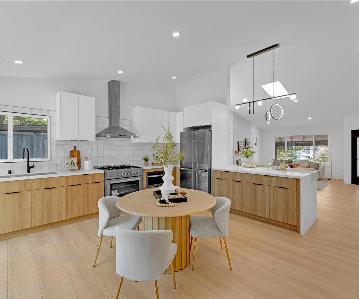 Detail Gallery Image 11 of 46 For 6932 Burning Tree Ct, San Jose,  CA 95119 - 4 Beds | 2 Baths