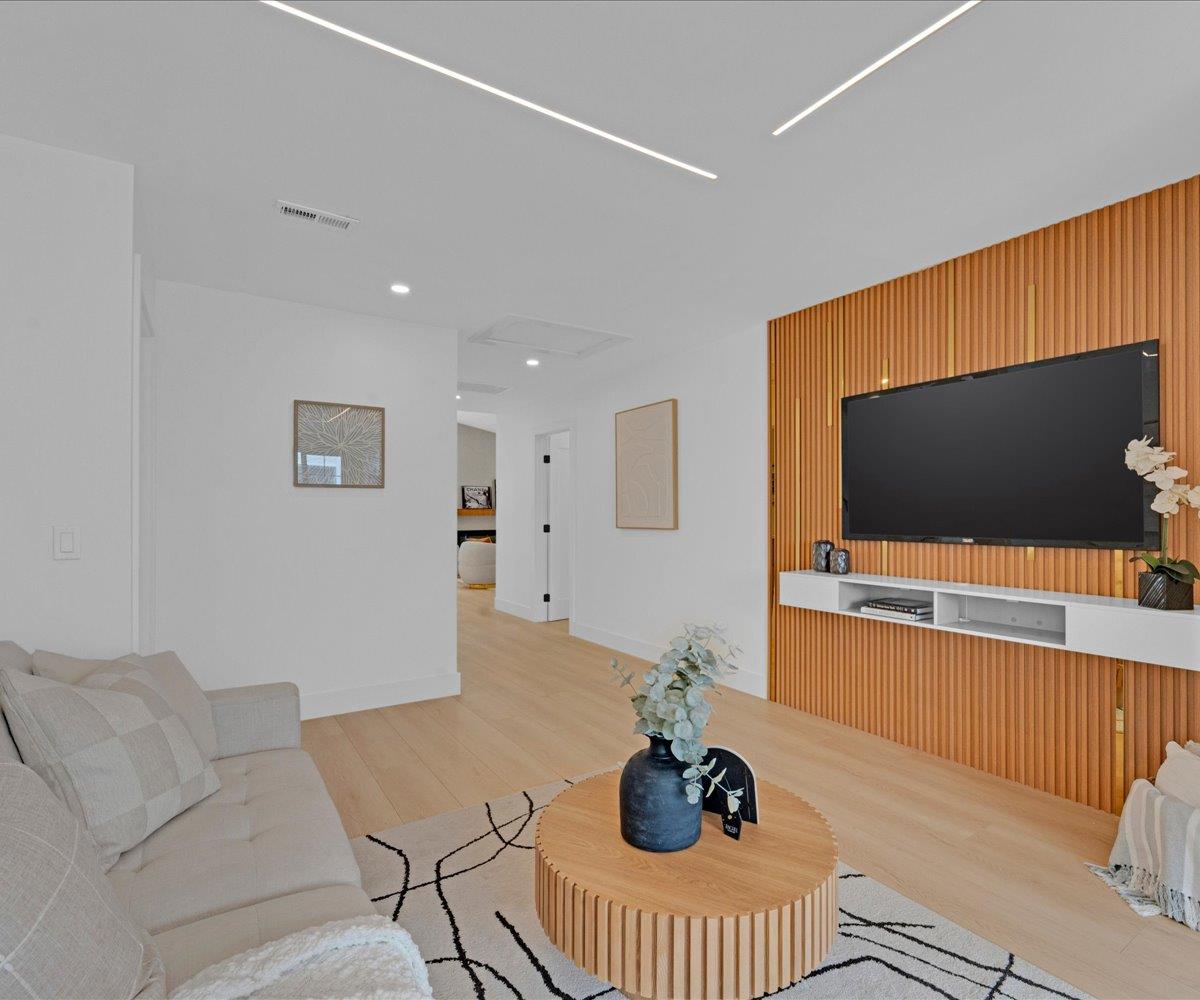 Detail Gallery Image 25 of 46 For 6932 Burning Tree Ct, San Jose,  CA 95119 - 4 Beds | 2 Baths
