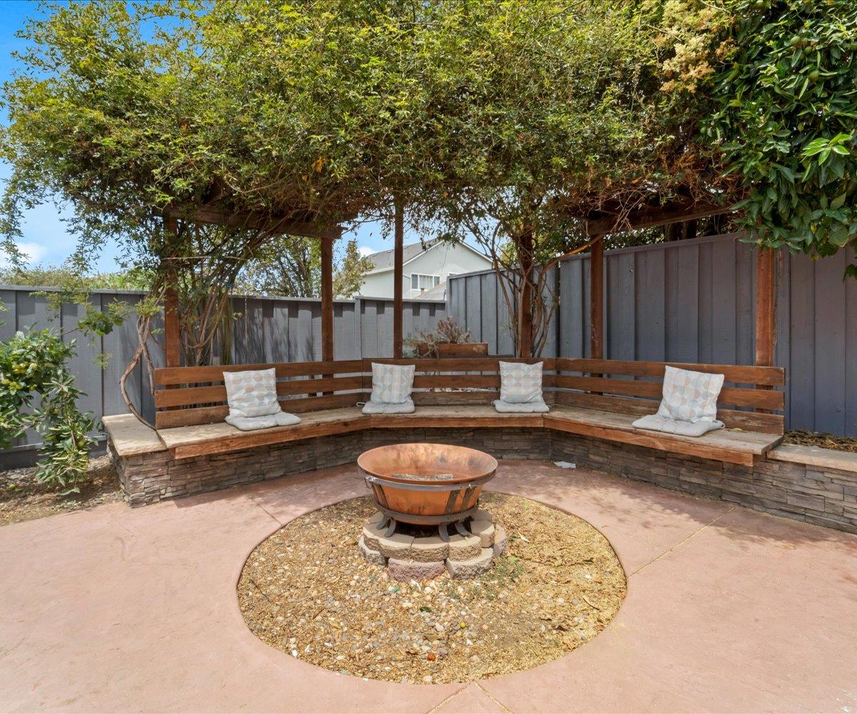 Detail Gallery Image 43 of 46 For 6932 Burning Tree Ct, San Jose,  CA 95119 - 4 Beds | 2 Baths