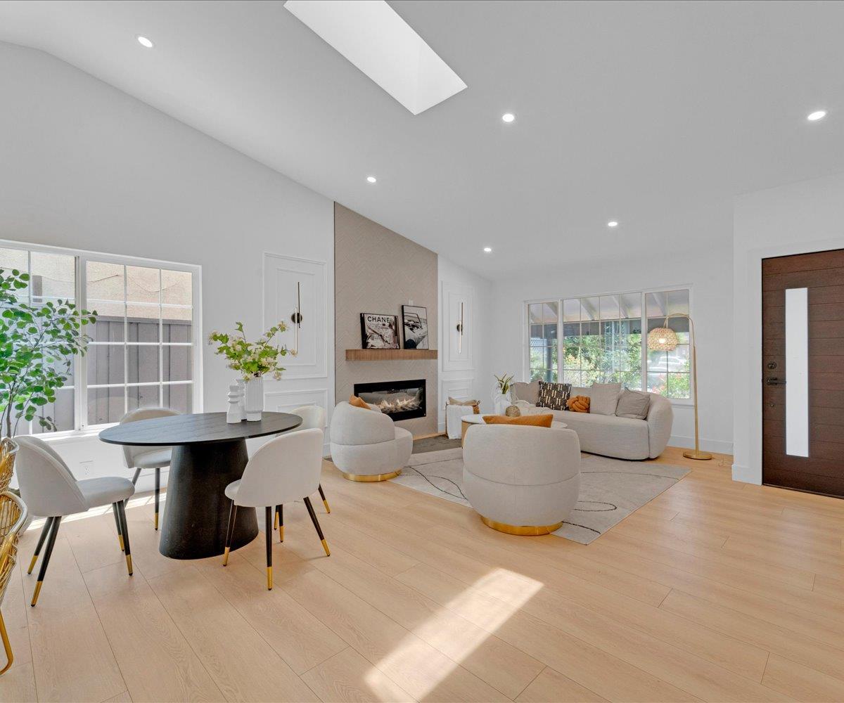 Detail Gallery Image 9 of 46 For 6932 Burning Tree Ct, San Jose,  CA 95119 - 4 Beds | 2 Baths