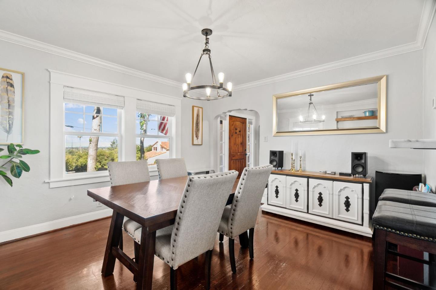 Detail Gallery Image 12 of 45 For 327 Crest Dr, San Jose,  CA 95127 - 4 Beds | 2/1 Baths