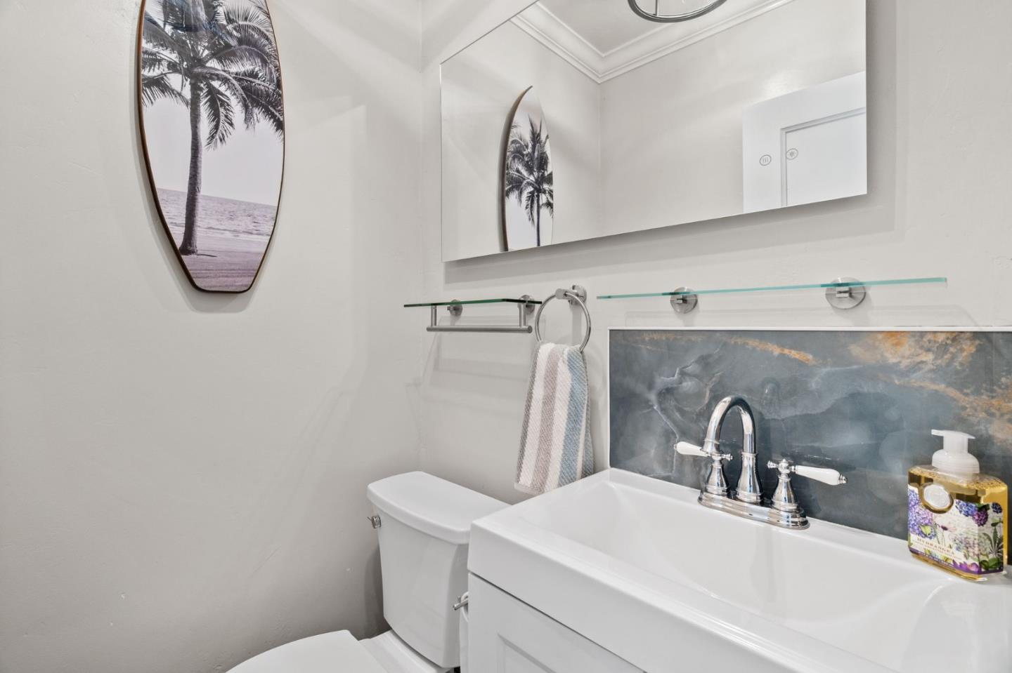 Detail Gallery Image 15 of 45 For 327 Crest Dr, San Jose,  CA 95127 - 4 Beds | 2/1 Baths
