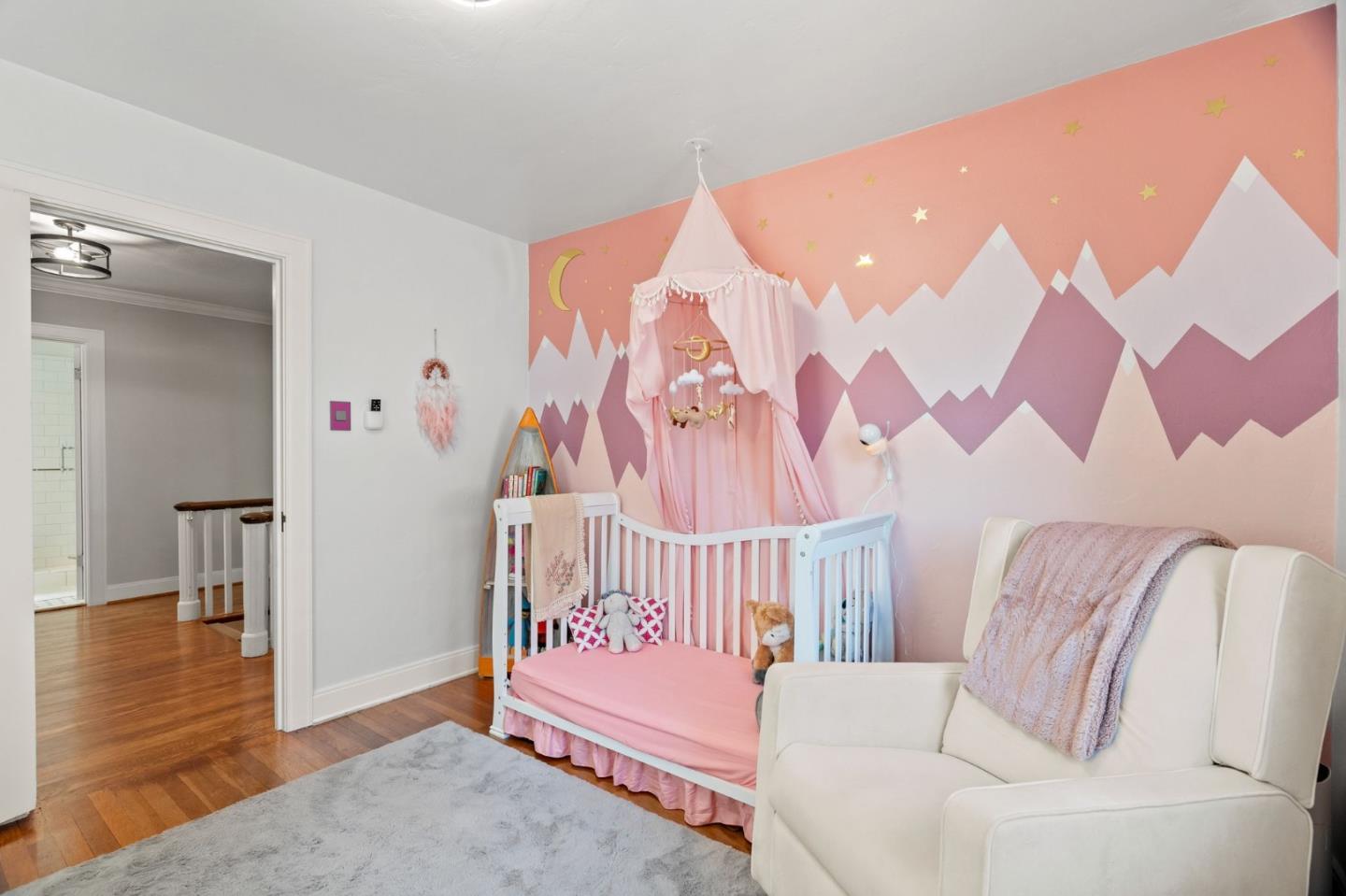 Detail Gallery Image 19 of 45 For 327 Crest Dr, San Jose,  CA 95127 - 4 Beds | 2/1 Baths