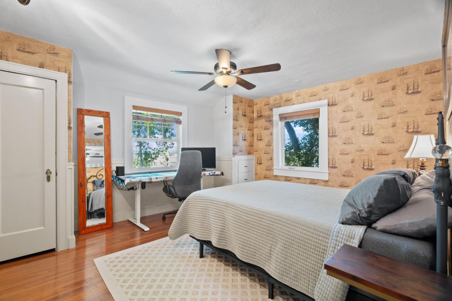 Detail Gallery Image 21 of 45 For 327 Crest Dr, San Jose,  CA 95127 - 4 Beds | 2/1 Baths