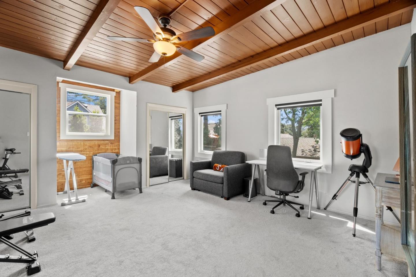 Detail Gallery Image 22 of 45 For 327 Crest Dr, San Jose,  CA 95127 - 4 Beds | 2/1 Baths