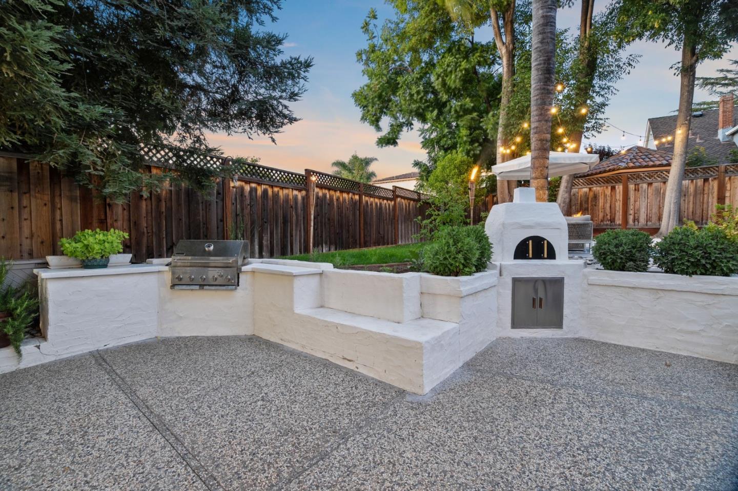 Detail Gallery Image 34 of 45 For 327 Crest Dr, San Jose,  CA 95127 - 4 Beds | 2/1 Baths