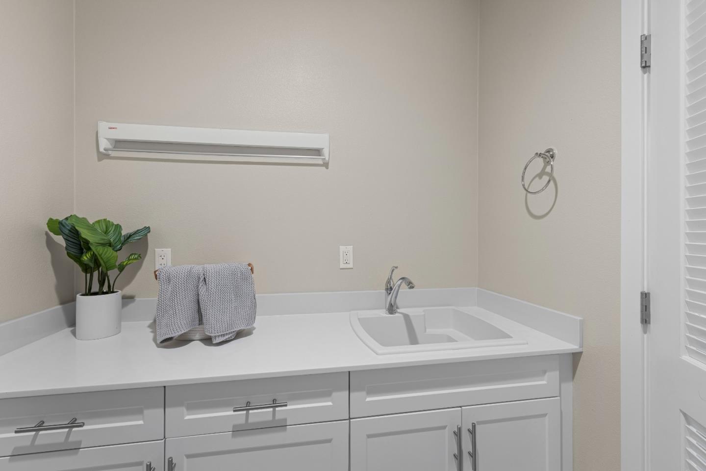 Detail Gallery Image 41 of 55 For 128 Peral Ave, Morgan Hill,  CA 95037 - 3 Beds | 2/1 Baths