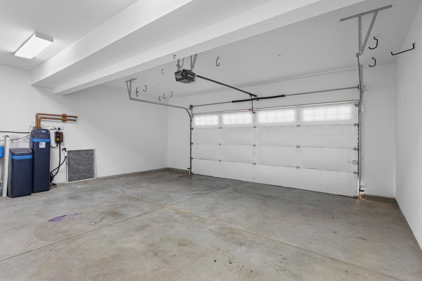 Detail Gallery Image 42 of 55 For 128 Peral Ave, Morgan Hill,  CA 95037 - 3 Beds | 2/1 Baths