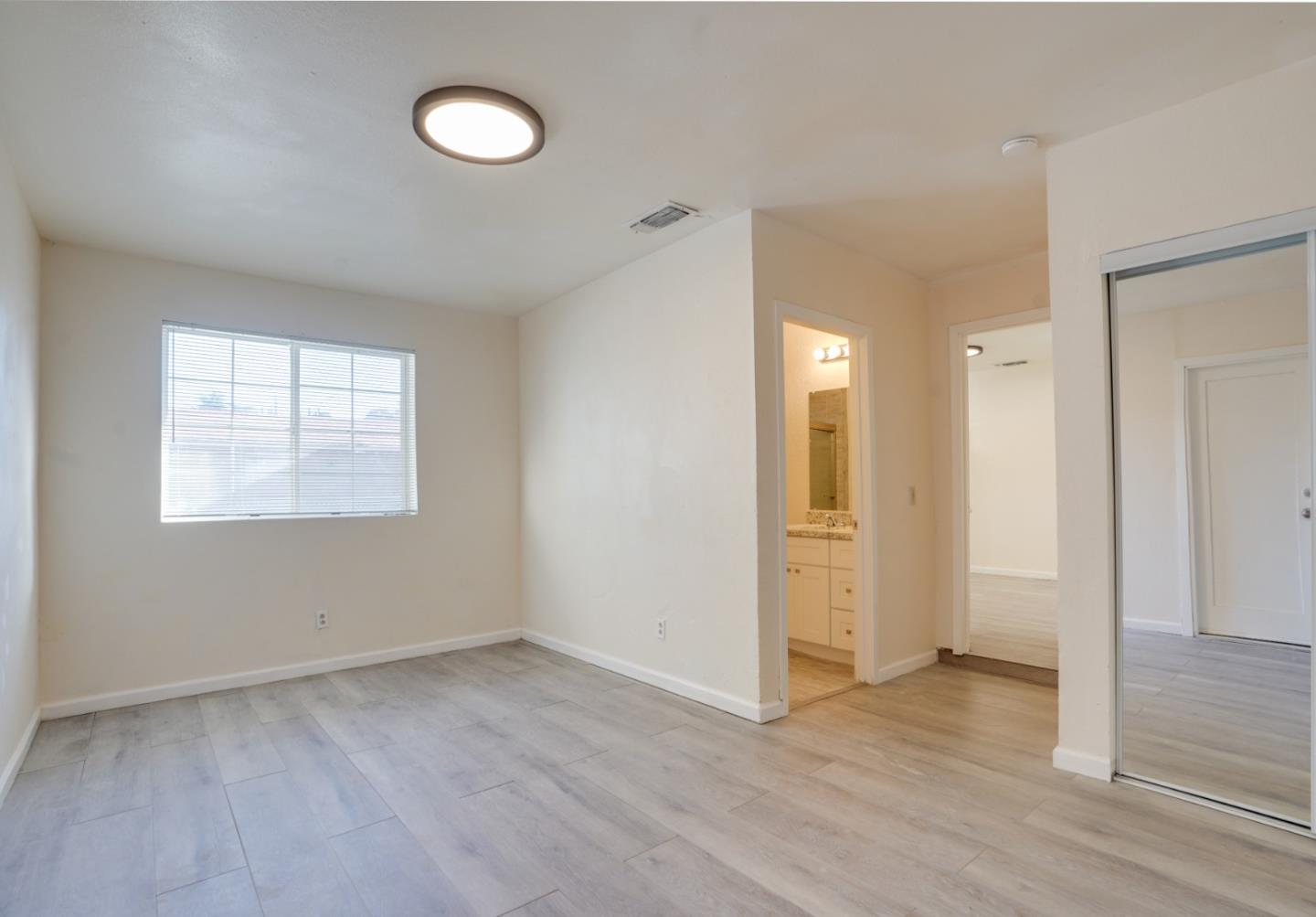 Detail Gallery Image 11 of 15 For 2524 Pemberton Ct, Stockton,  CA 95210 - 3 Beds | 2 Baths