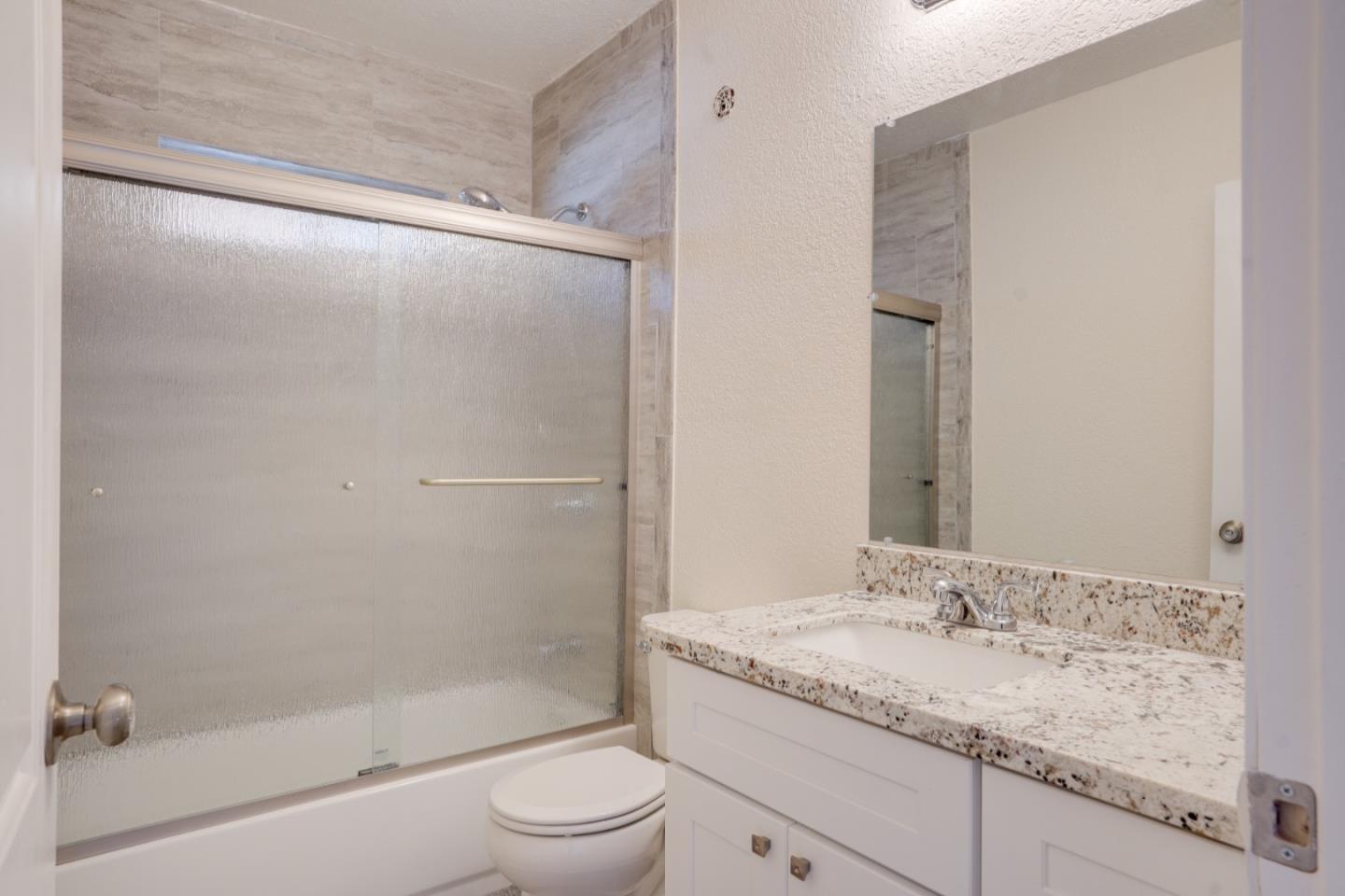 Detail Gallery Image 13 of 15 For 2524 Pemberton Ct, Stockton,  CA 95210 - 3 Beds | 2 Baths