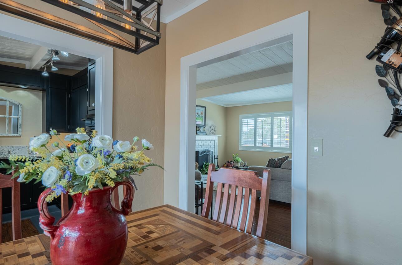 Detail Gallery Image 13 of 36 For 3093 Salinas Ave, Marina,  CA 93933 - 3 Beds | 2 Baths