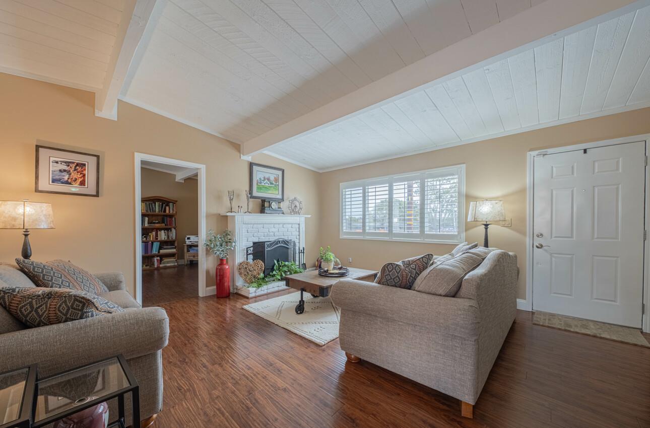 Detail Gallery Image 7 of 36 For 3093 Salinas Ave, Marina,  CA 93933 - 3 Beds | 2 Baths