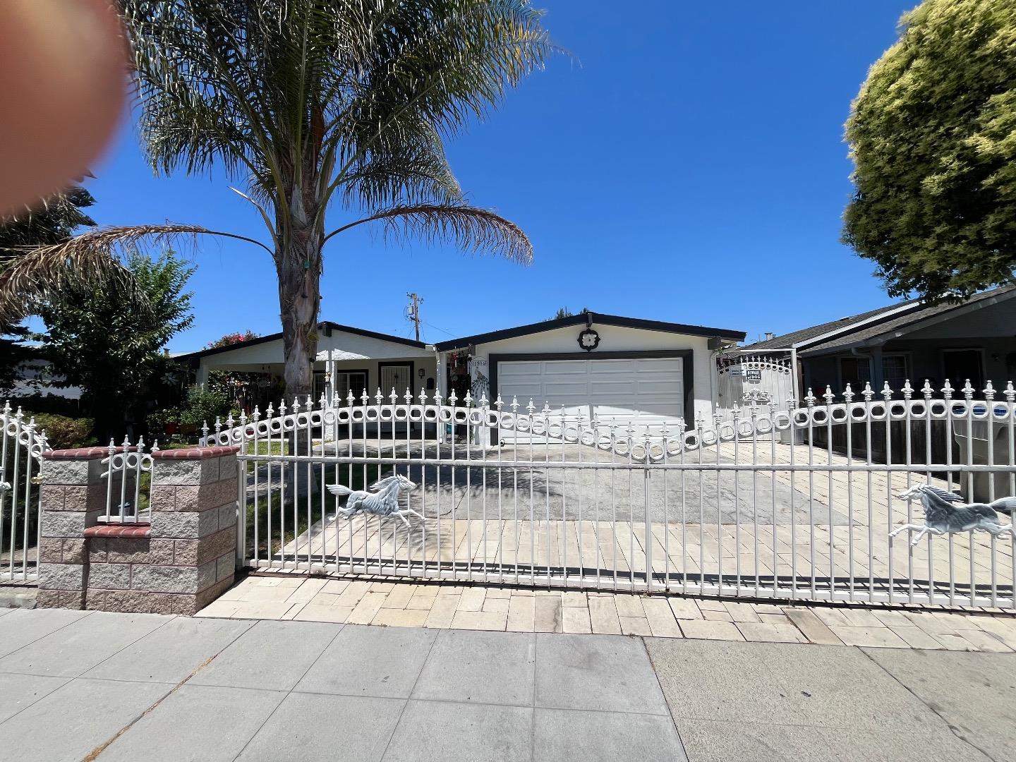 Detail Gallery Image 6 of 31 For 1504 Mount Shasta Dr, San Jose,  CA 95127 - 3 Beds | 2 Baths