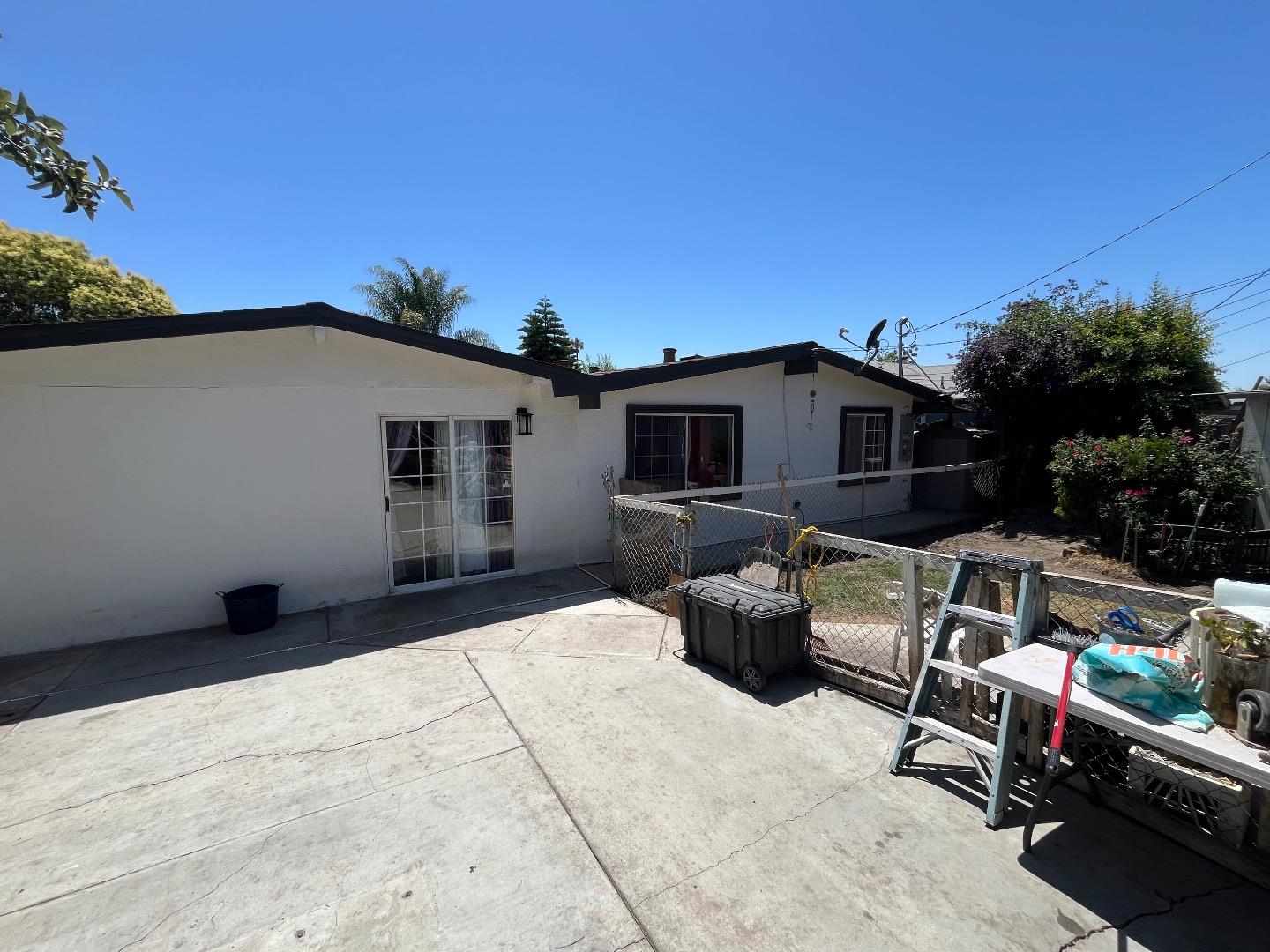 Detail Gallery Image 8 of 31 For 1504 Mount Shasta Dr, San Jose,  CA 95127 - 3 Beds | 2 Baths