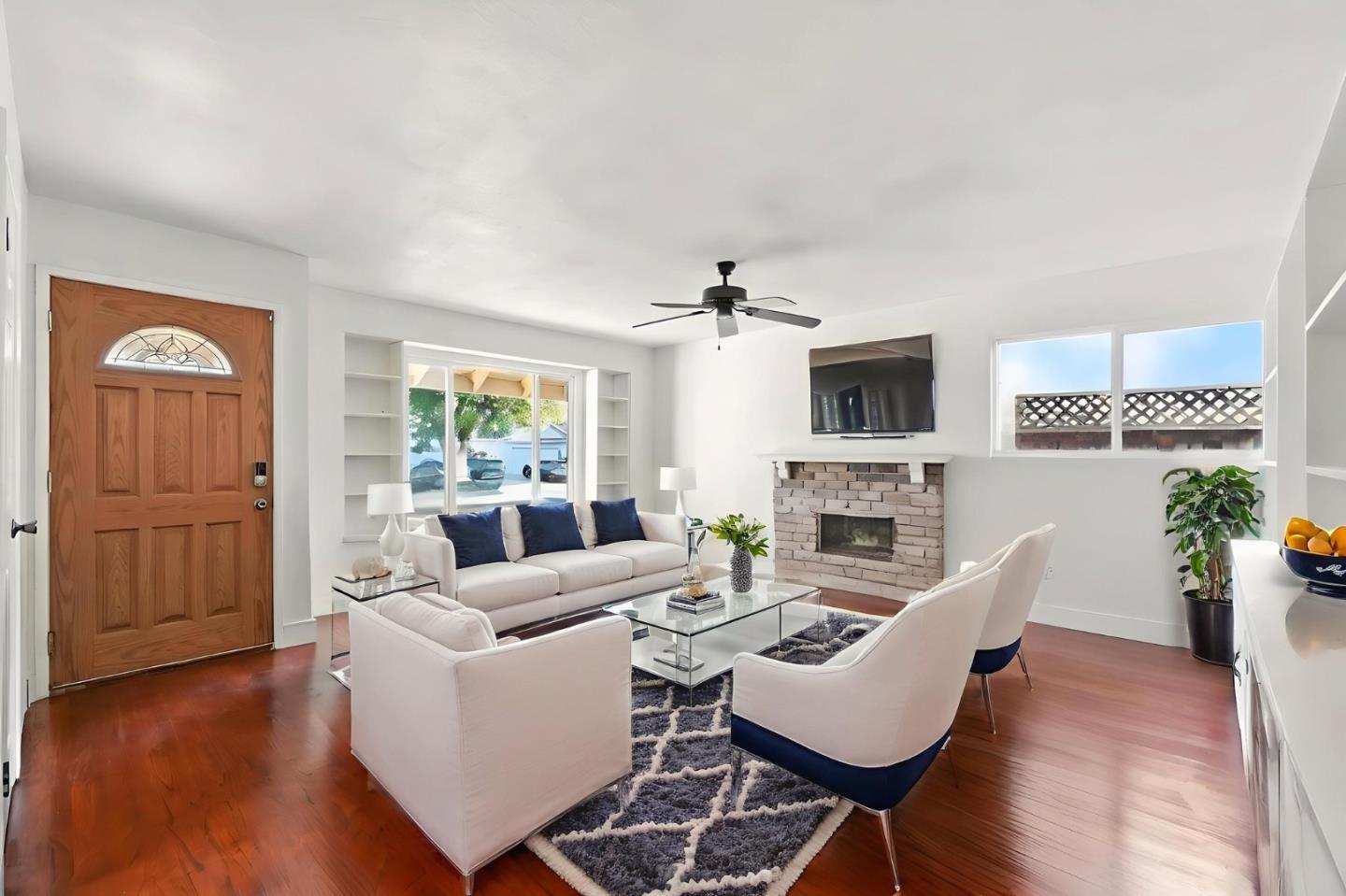 Detail Gallery Image 3 of 30 For 271 Bieber Dr, San Jose,  CA 95123 - 3 Beds | 2 Baths
