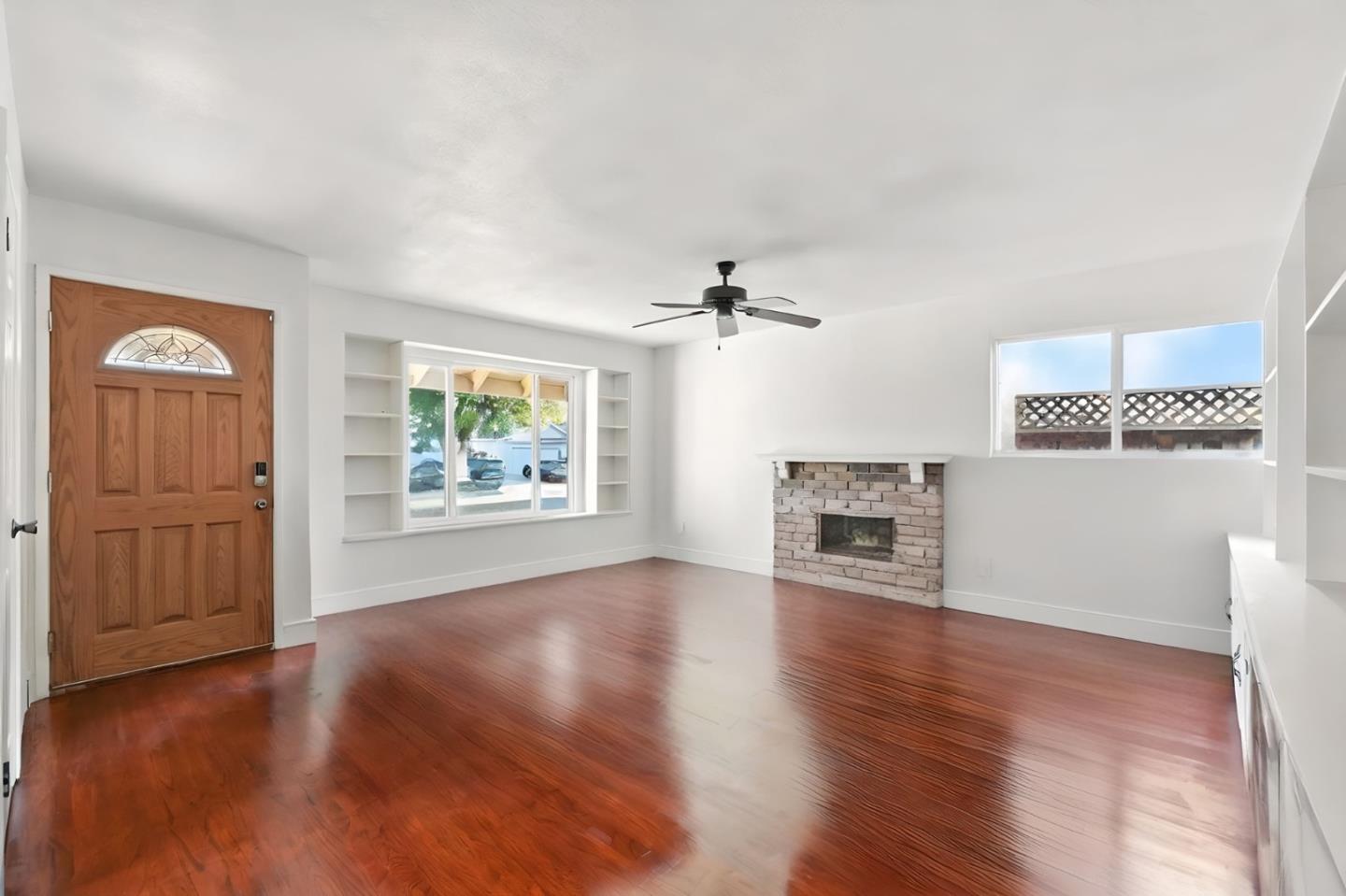 Detail Gallery Image 4 of 30 For 271 Bieber Dr, San Jose,  CA 95123 - 3 Beds | 2 Baths