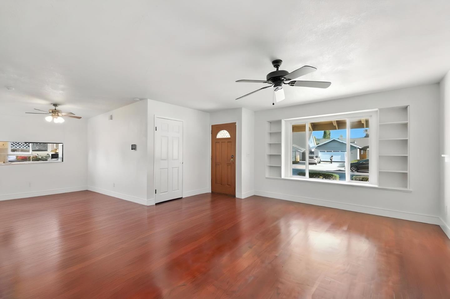 Detail Gallery Image 6 of 30 For 271 Bieber Dr, San Jose,  CA 95123 - 3 Beds | 2 Baths