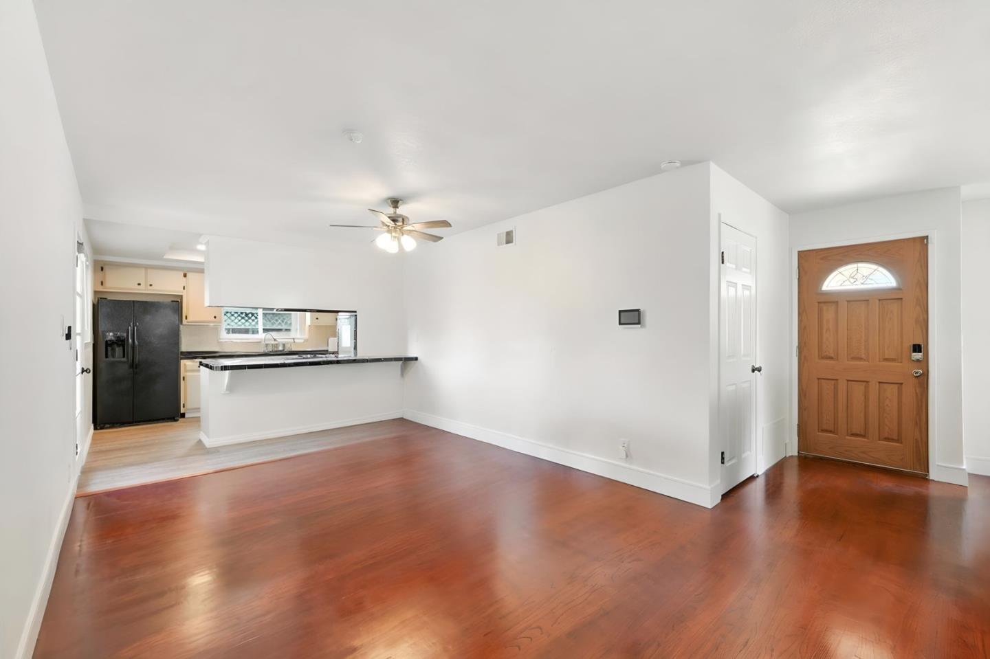 Detail Gallery Image 8 of 30 For 271 Bieber Dr, San Jose,  CA 95123 - 3 Beds | 2 Baths
