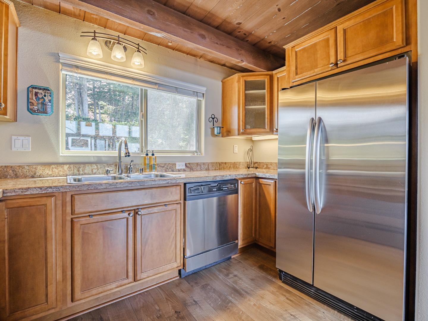 Detail Gallery Image 13 of 23 For 156 Mar Vista Dr, Monterey,  CA 93940 - 2 Beds | 1 Baths