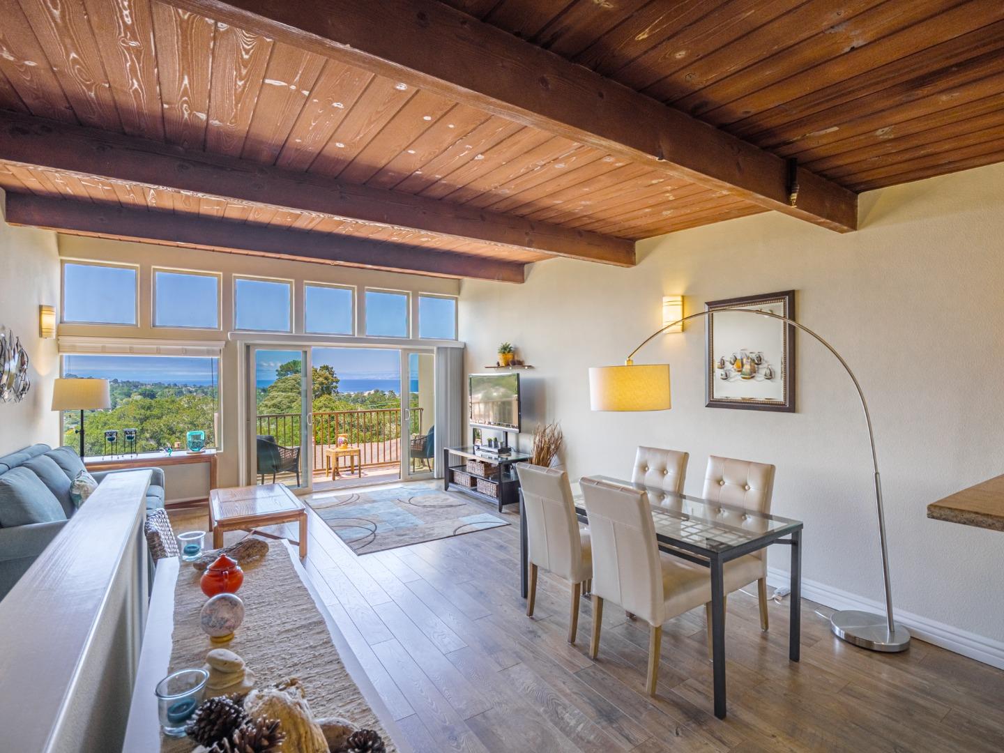 Detail Gallery Image 8 of 23 For 156 Mar Vista Dr, Monterey,  CA 93940 - 2 Beds | 1 Baths