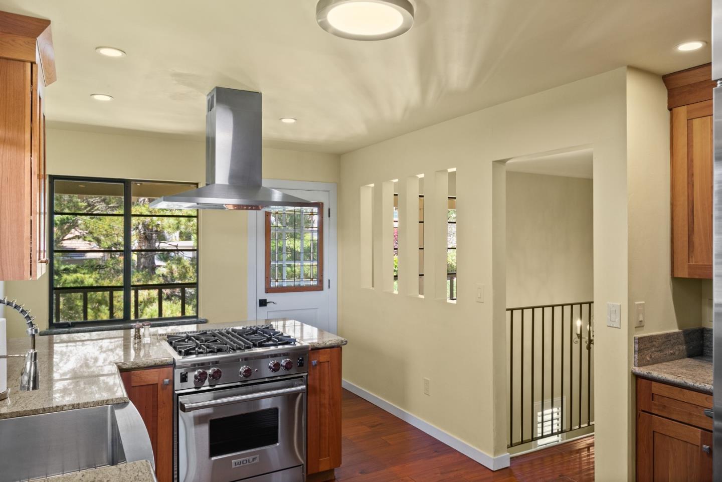 Detail Gallery Image 12 of 36 For 26255 Atherton Dr, Carmel,  CA 93923 - 3 Beds | 3 Baths