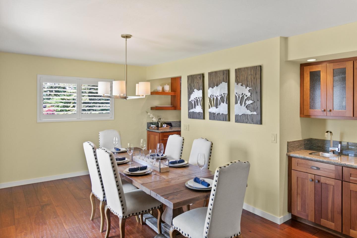 Detail Gallery Image 8 of 36 For 26255 Atherton Dr, Carmel,  CA 93923 - 3 Beds | 3 Baths