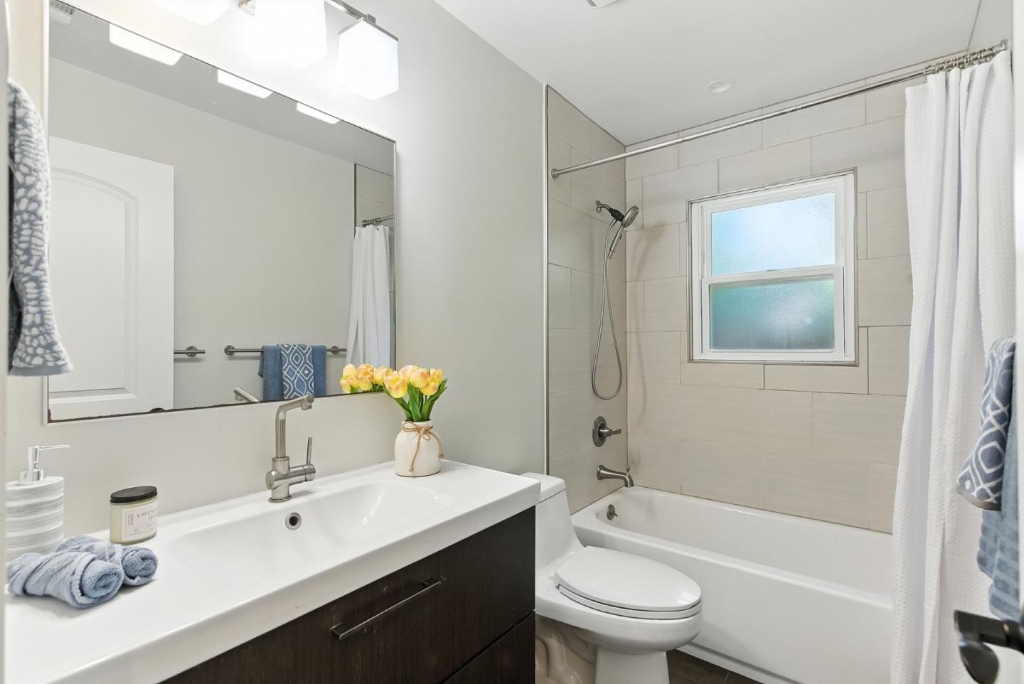Detail Gallery Image 27 of 30 For 756 7th Ave, Redwood City,  CA 94063 - 2 Beds | 1 Baths