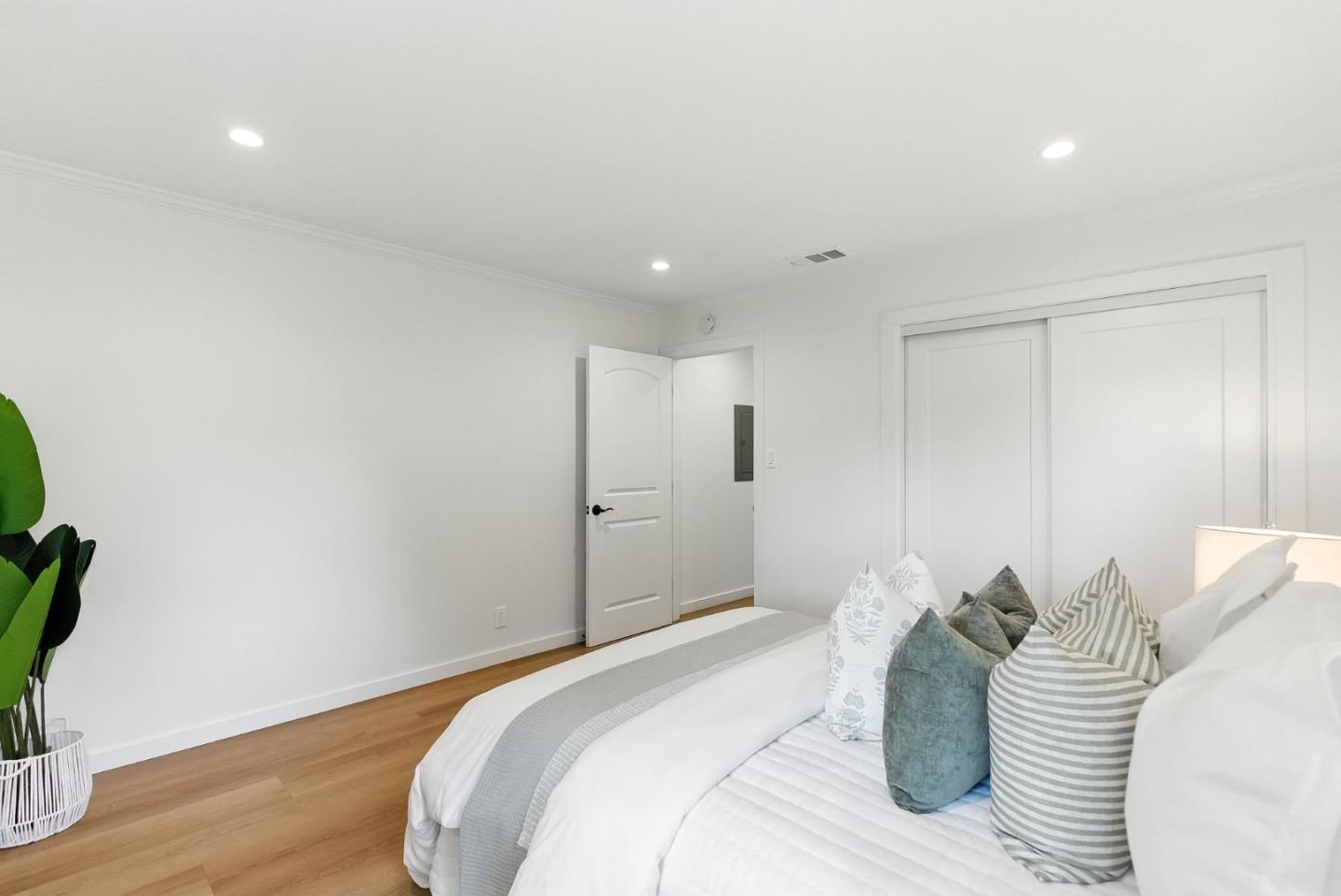 Detail Gallery Image 29 of 30 For 756 7th Ave, Redwood City,  CA 94063 - 2 Beds | 1 Baths