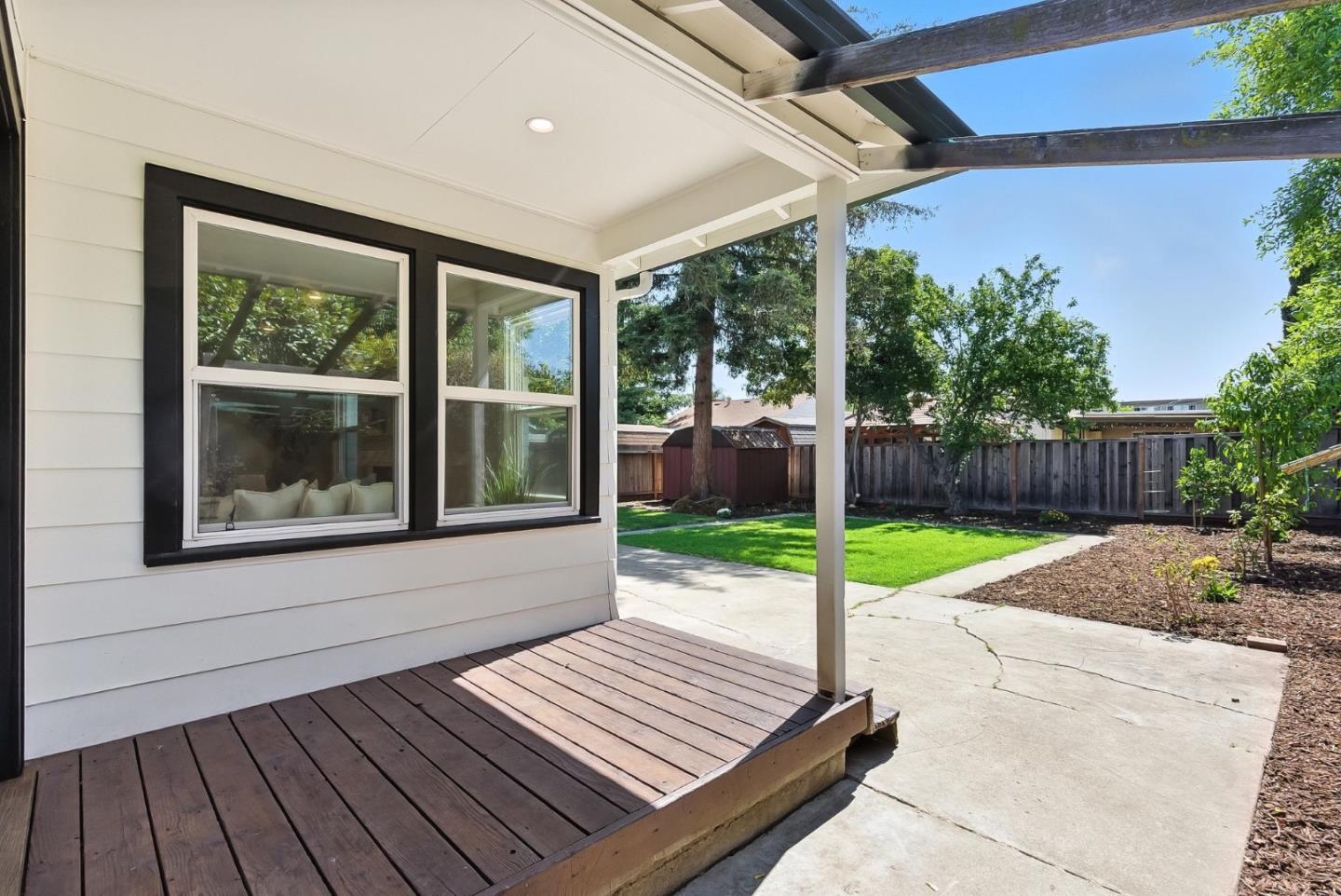 Detail Gallery Image 6 of 30 For 756 7th Ave, Redwood City,  CA 94063 - 2 Beds | 1 Baths