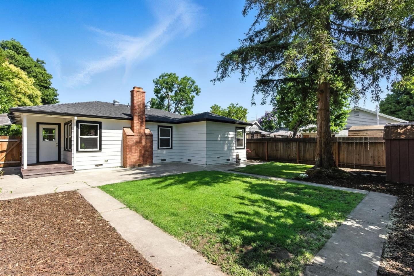 Detail Gallery Image 8 of 30 For 756 7th Ave, Redwood City,  CA 94063 - 2 Beds | 1 Baths