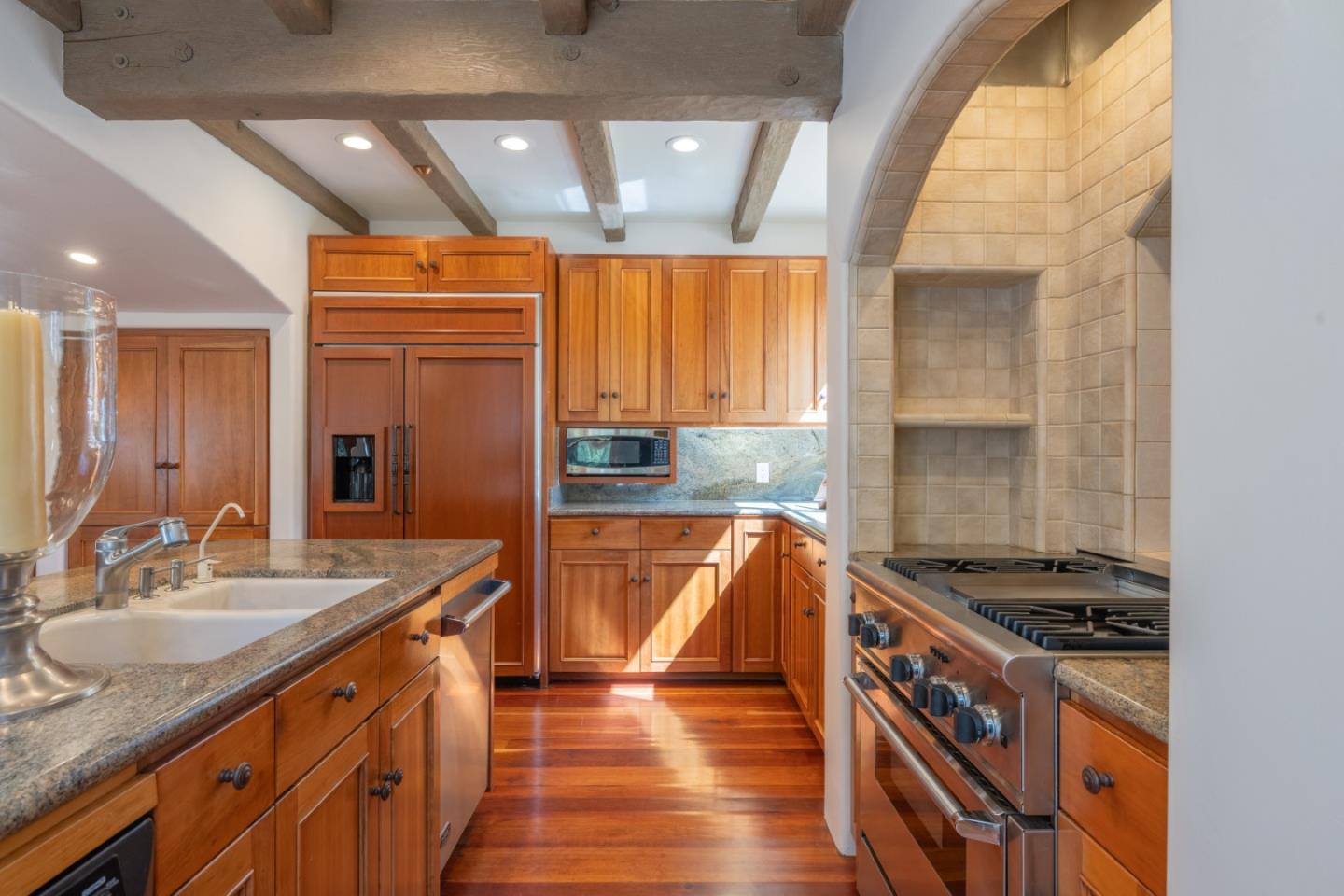 Detail Gallery Image 15 of 54 For 11725 Camino Escondido Rd, Carmel Valley,  CA 93924 - 3 Beds | 2/1 Baths