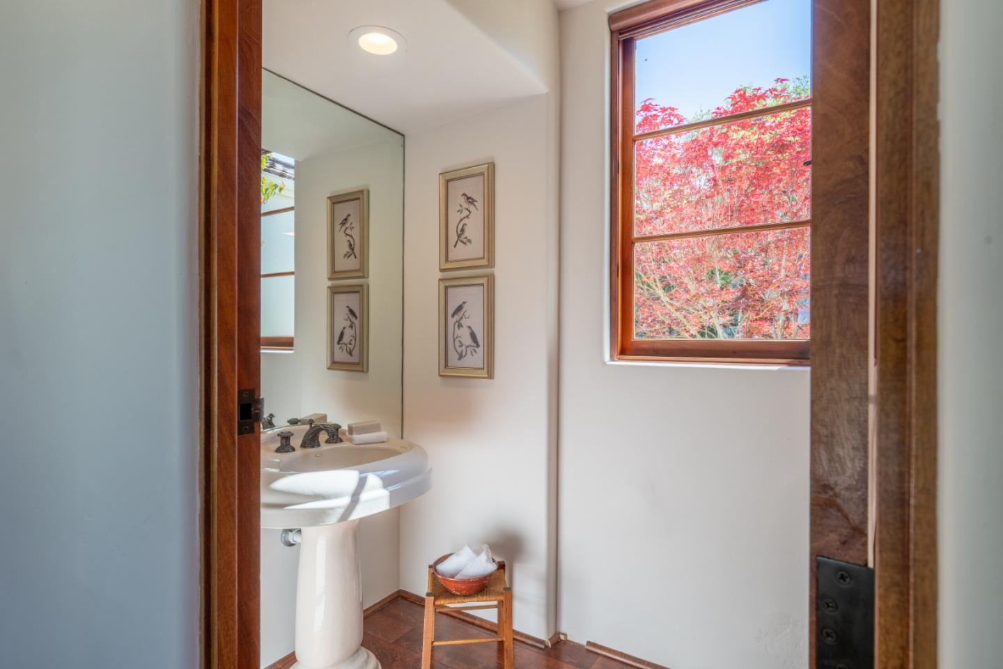 Detail Gallery Image 17 of 54 For 11725 Camino Escondido Rd, Carmel Valley,  CA 93924 - 3 Beds | 2/1 Baths