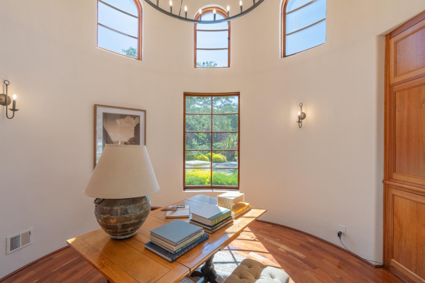 Detail Gallery Image 19 of 54 For 11725 Camino Escondido Rd, Carmel Valley,  CA 93924 - 3 Beds | 2/1 Baths