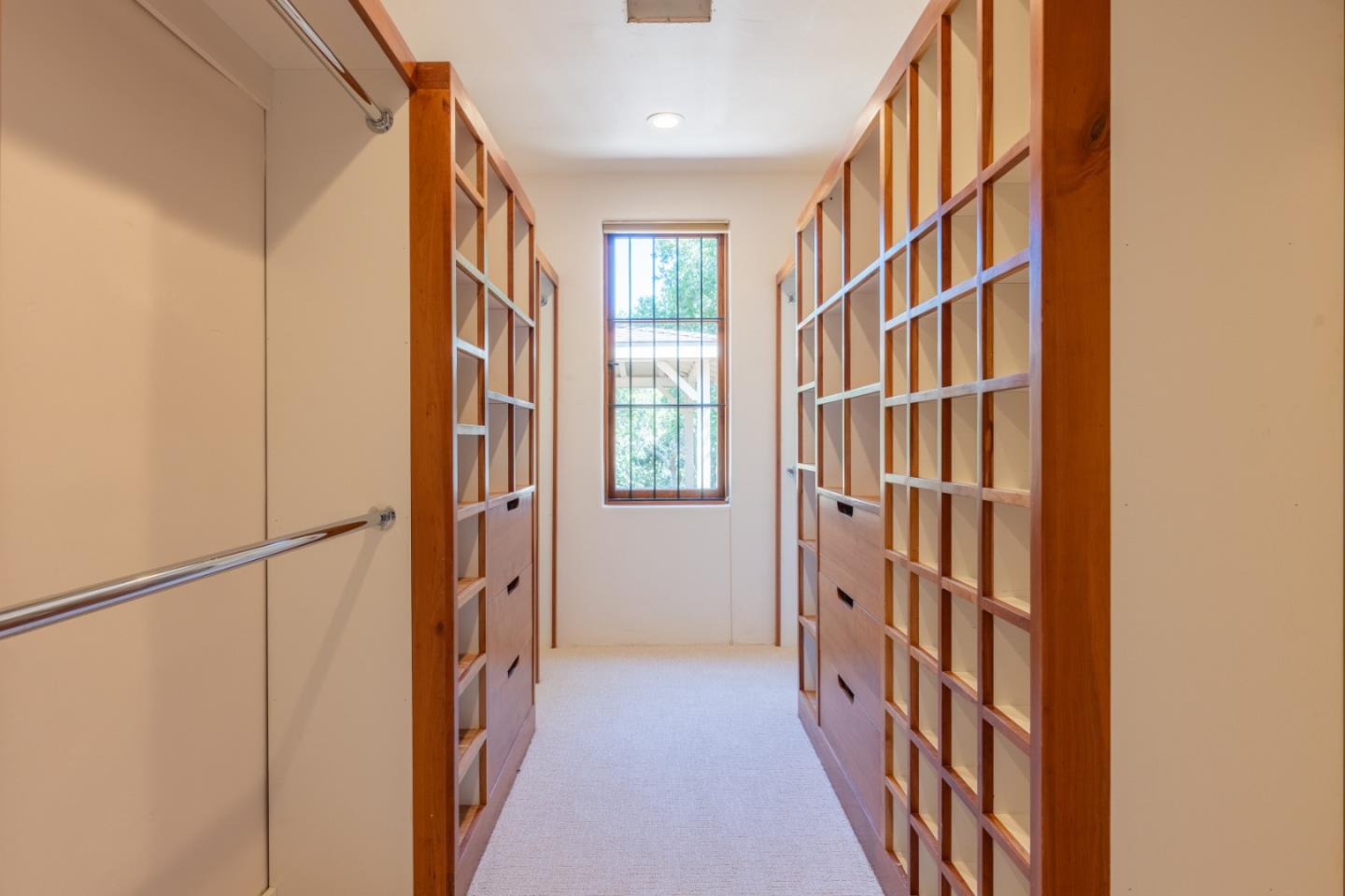 Detail Gallery Image 22 of 54 For 11725 Camino Escondido Rd, Carmel Valley,  CA 93924 - 3 Beds | 2/1 Baths
