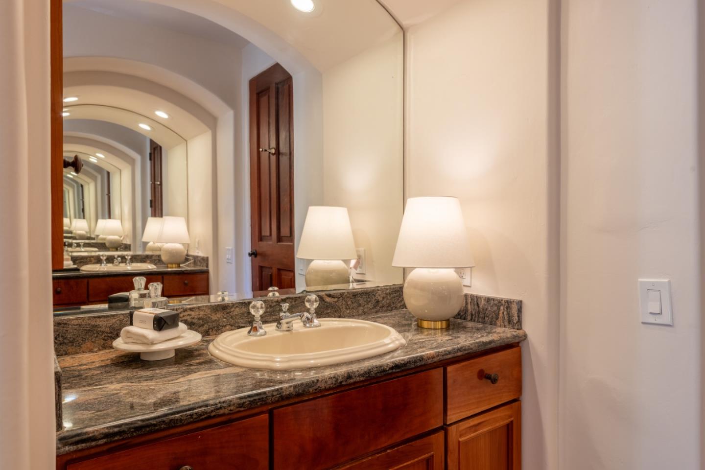 Detail Gallery Image 26 of 54 For 11725 Camino Escondido Rd, Carmel Valley,  CA 93924 - 3 Beds | 2/1 Baths