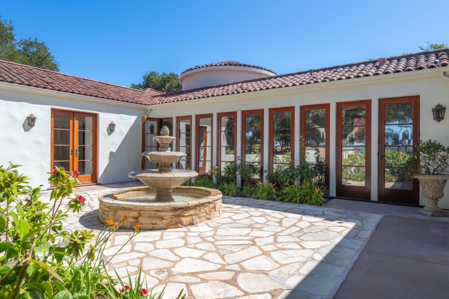 Detail Gallery Image 39 of 54 For 11725 Camino Escondido Rd, Carmel Valley,  CA 93924 - 3 Beds | 2/1 Baths