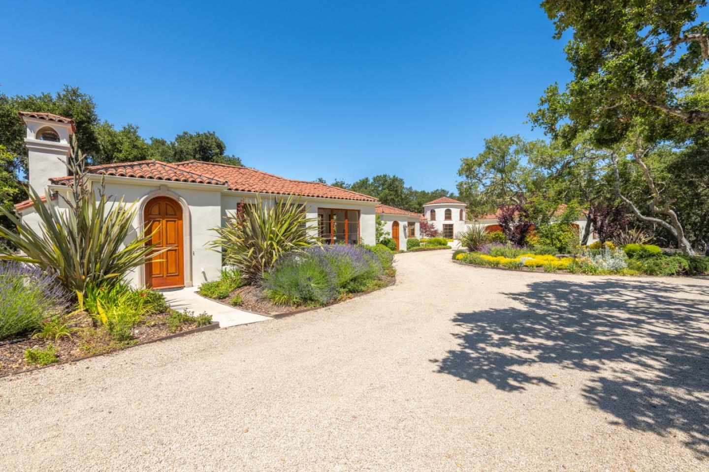 Detail Gallery Image 44 of 54 For 11725 Camino Escondido Rd, Carmel Valley,  CA 93924 - 3 Beds | 2/1 Baths