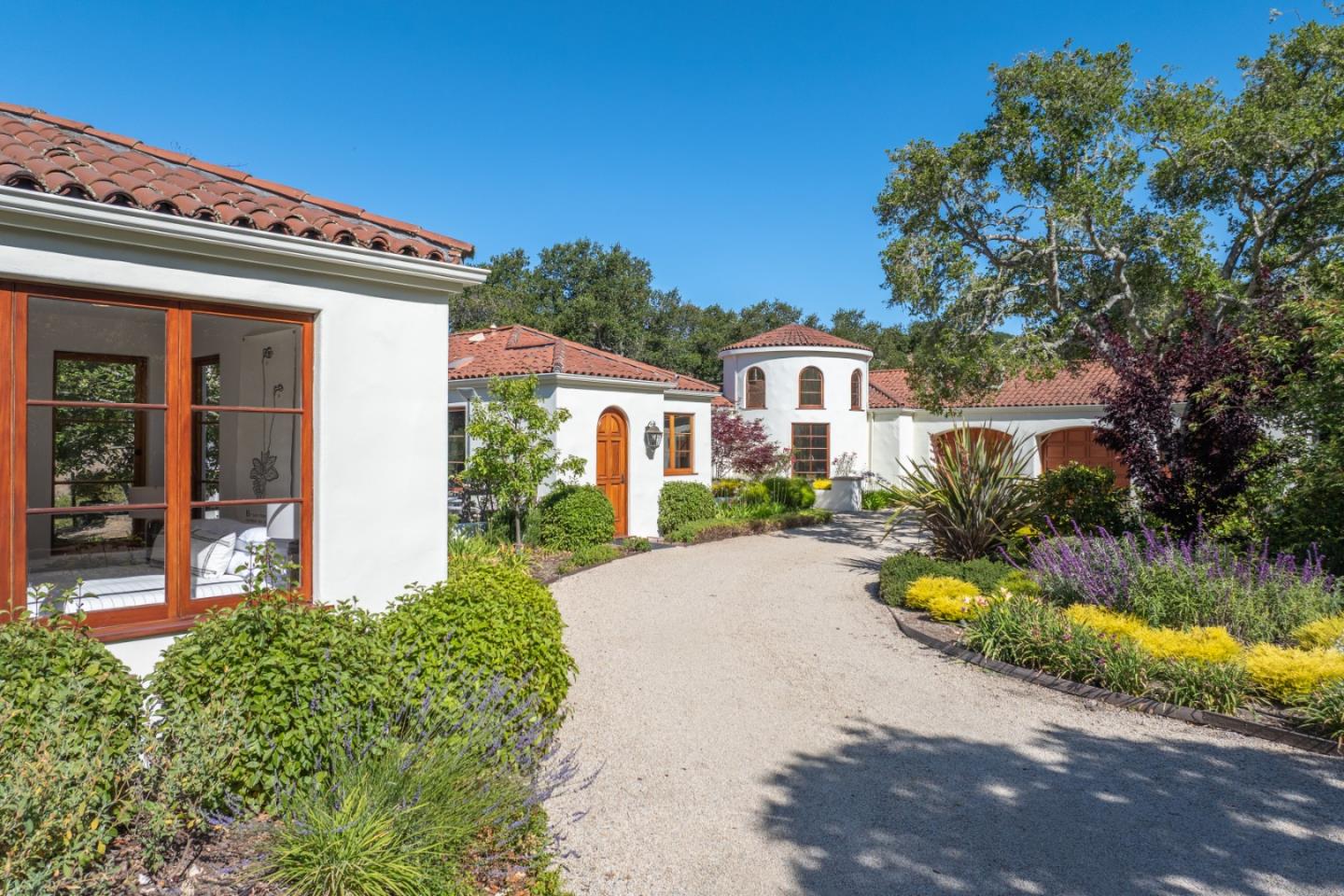 Detail Gallery Image 45 of 54 For 11725 Camino Escondido Rd, Carmel Valley,  CA 93924 - 3 Beds | 2/1 Baths