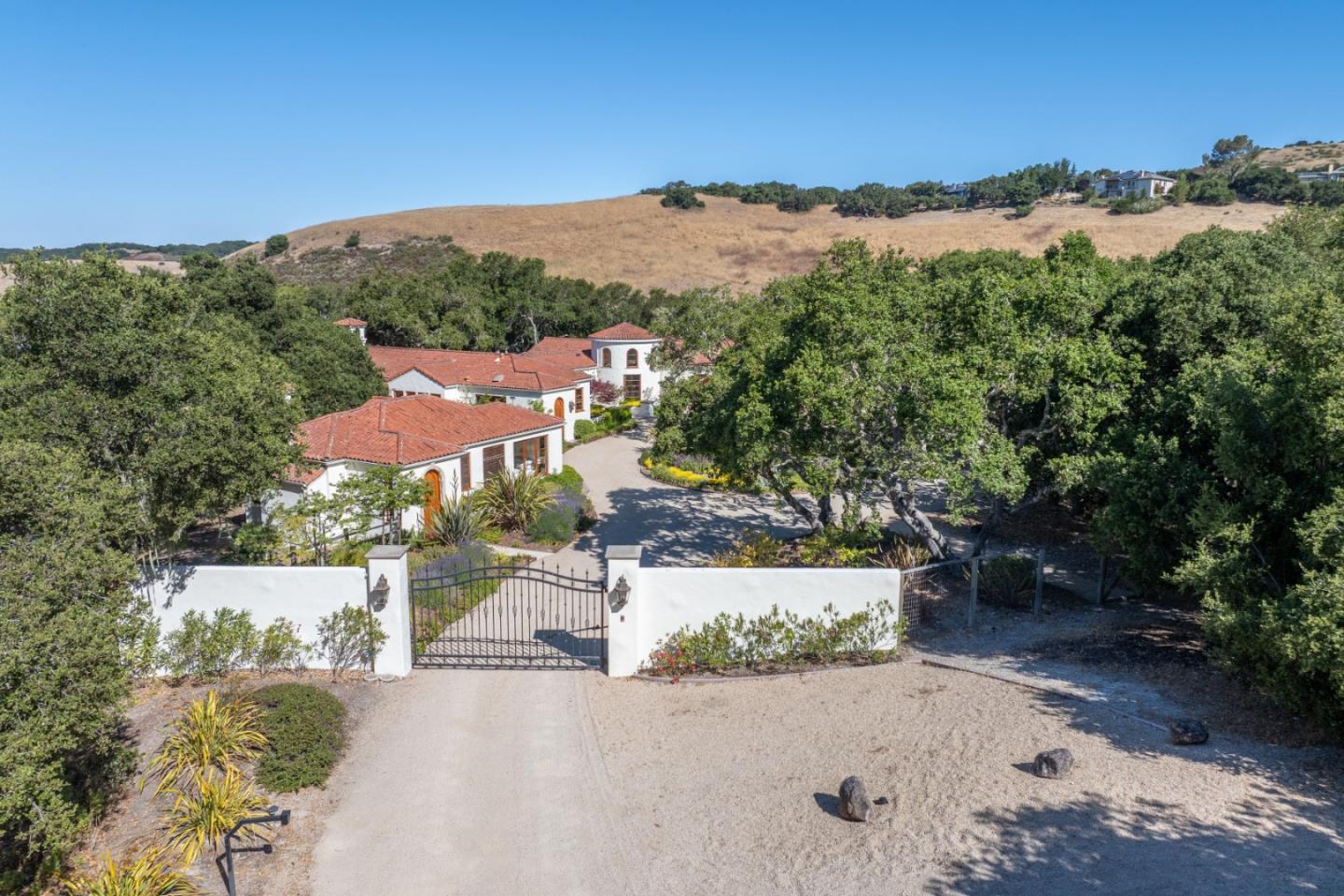 Detail Gallery Image 52 of 54 For 11725 Camino Escondido Rd, Carmel Valley,  CA 93924 - 3 Beds | 2/1 Baths