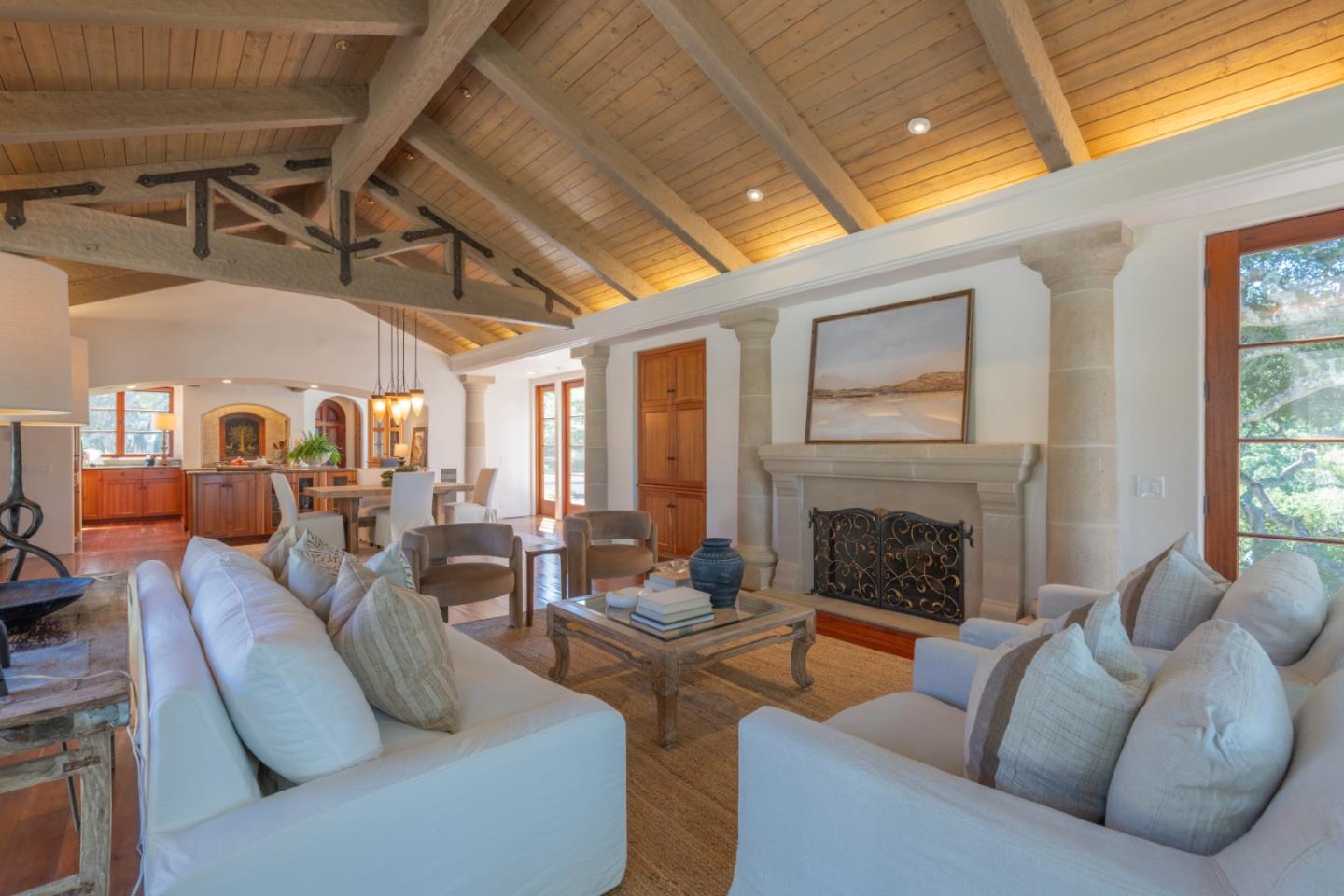 Detail Gallery Image 8 of 54 For 11725 Camino Escondido Rd, Carmel Valley,  CA 93924 - 3 Beds | 2/1 Baths