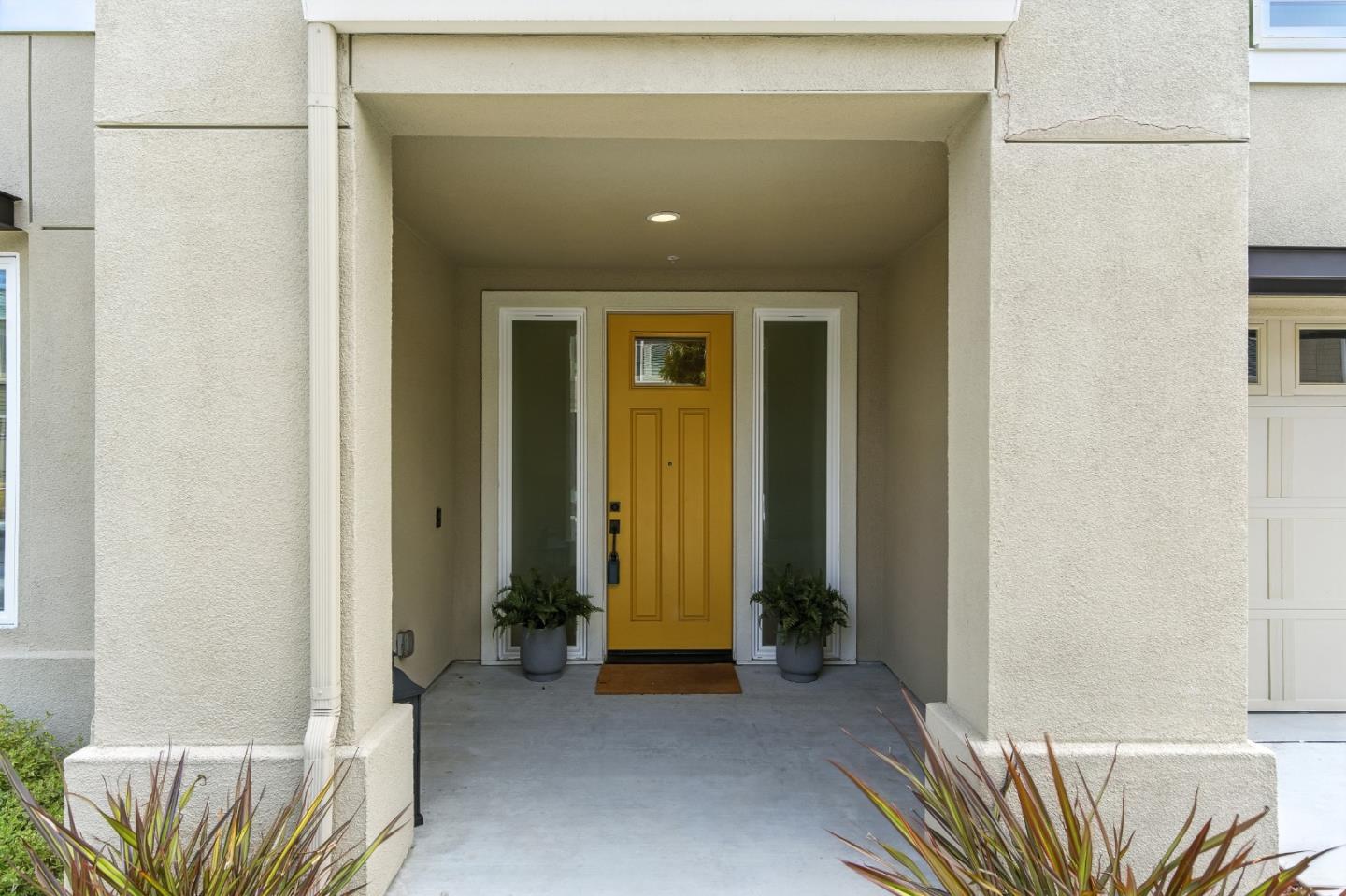 Detail Gallery Image 3 of 44 For 19 Waterline Pl, Richmond,  CA 94801 - 2 Beds | 2/1 Baths