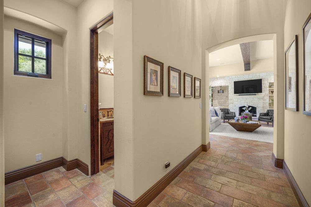 Detail Gallery Image 19 of 60 For 12240 Heritage Way, Gilroy,  CA 95020 - 5 Beds | 4/1 Baths