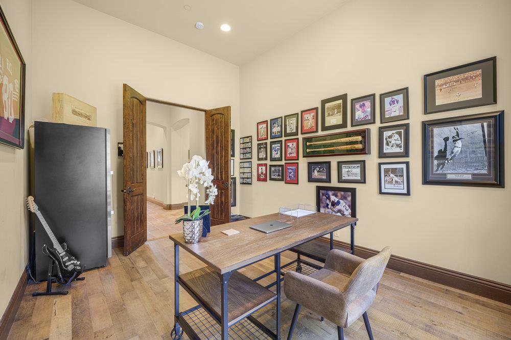 Detail Gallery Image 27 of 60 For 12240 Heritage Way, Gilroy,  CA 95020 - 5 Beds | 4/1 Baths