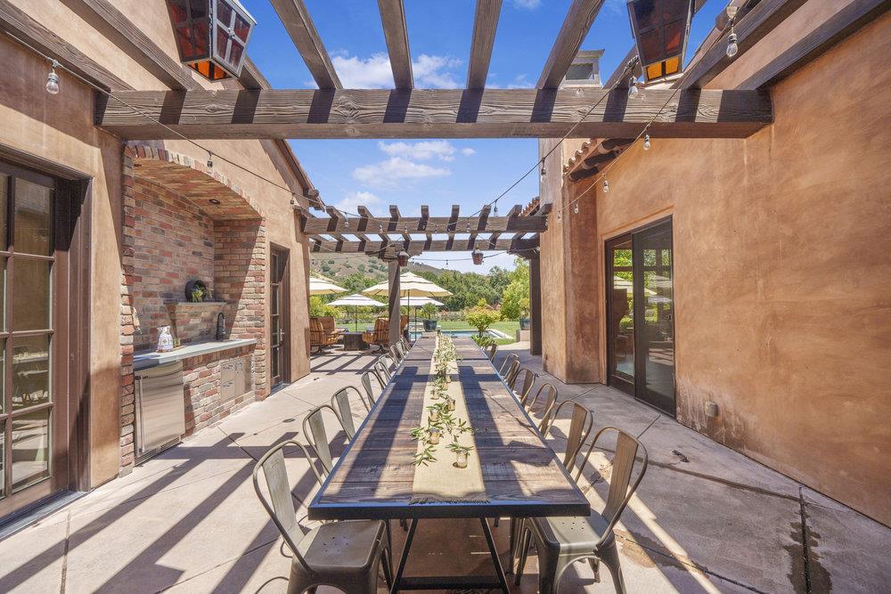 Detail Gallery Image 37 of 60 For 12240 Heritage Way, Gilroy,  CA 95020 - 5 Beds | 4/1 Baths